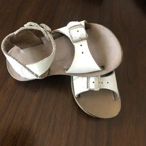 Saltwater Sun San Surfer sandals | Size 7